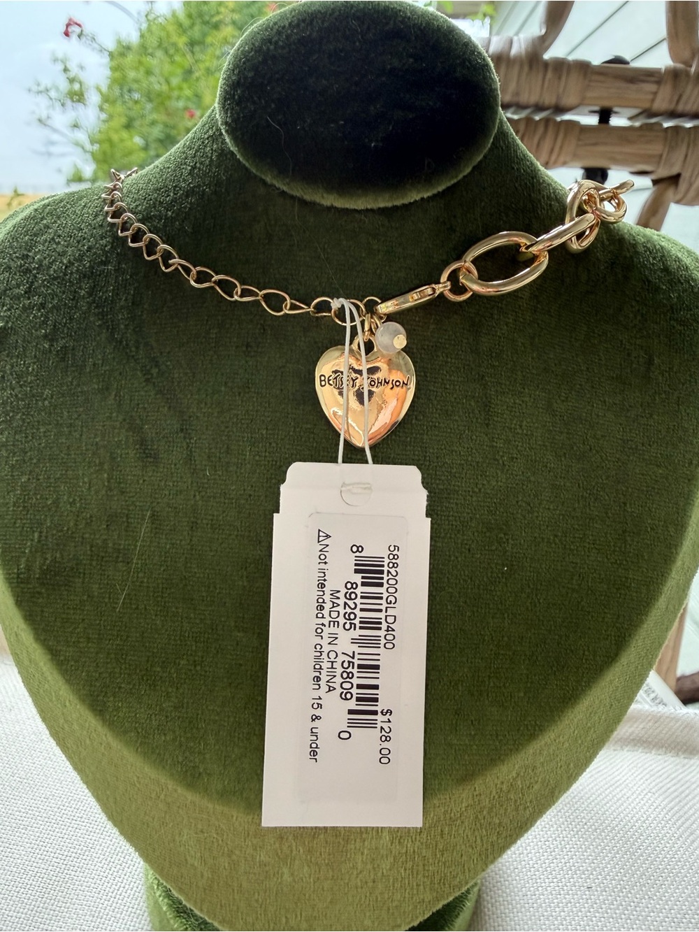 Betsy Johnson Gold Sea Life Charm Necklace w/ Iridescent Shell and Red Starfish - Picture 4 of 10